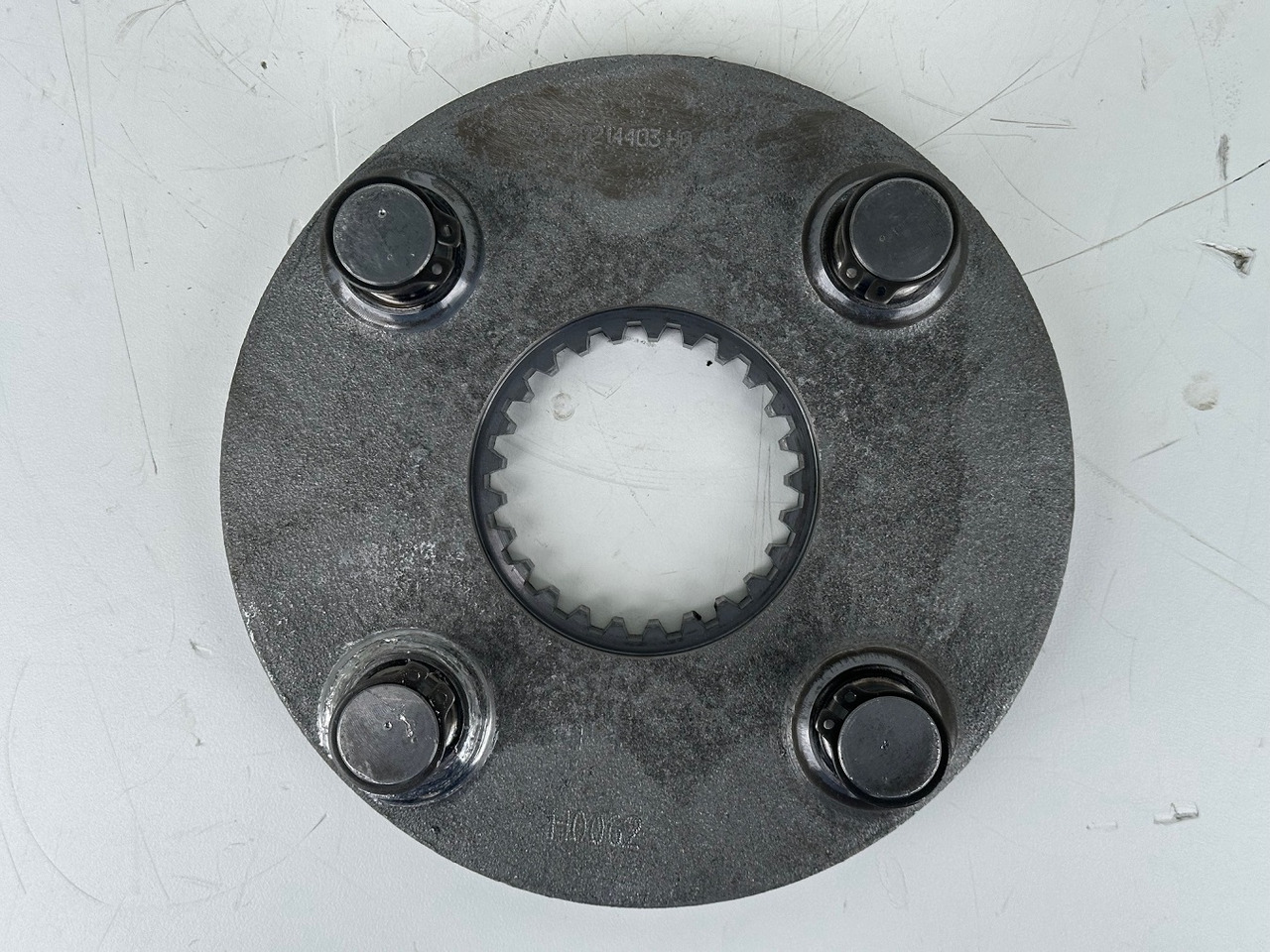 Liebherr Planetenträger ID-Nr.90214403. SAT275A290. R922 LC-1486. R924 LC-1487. #90214403.HO.925# - Moteur de rotation pour Engins de chantier: photos 3 Liebherr Planetenträger ID-Nr.90214403. SAT275A290. R922 LC-1486. R924 LC-1487. #90214403.HO.925# - Moteur de rotation pour Engins de chantier: photos 3