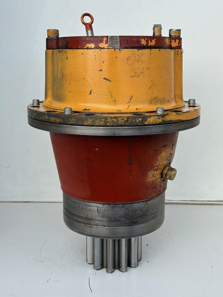 Liebherr Schwenkantrieb SAT300/213. ID-Nr.9443070. A900 C, A944 B, E942, LOS942, LOS944, P942 E, P944, R942, R944 B. #STM.0663# - Moteur de rotation pour Pelle: photos 1 Liebherr Schwenkantrieb SAT300/213. ID-Nr.9443070. A900 C, A944 B, E942, LOS942, LOS944, P942 E, P944, R942, R944 B. #STM.0663# - Moteur de rotation pour Pelle: photos 1