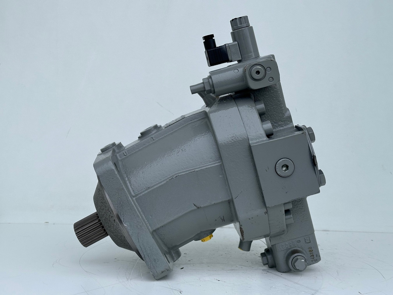 Liebherr Verstellmotor ID-Nr.510240108 - Hydromatik Rexroth Axialkolben-Verstellmotor Typ:A6VM140EP2D/63W-VZB017HB. #24338069# - Moteur hydraulique pour Grue sur chenilles: photos 3 Liebherr Verstellmotor ID-Nr.510240108 - Hydromatik Rexroth Axialkolben-Verstellmotor Typ:A6VM140EP2D/63W-VZB017HB. #24338069# - Moteur hydraulique pour Grue sur chenilles: photos 3