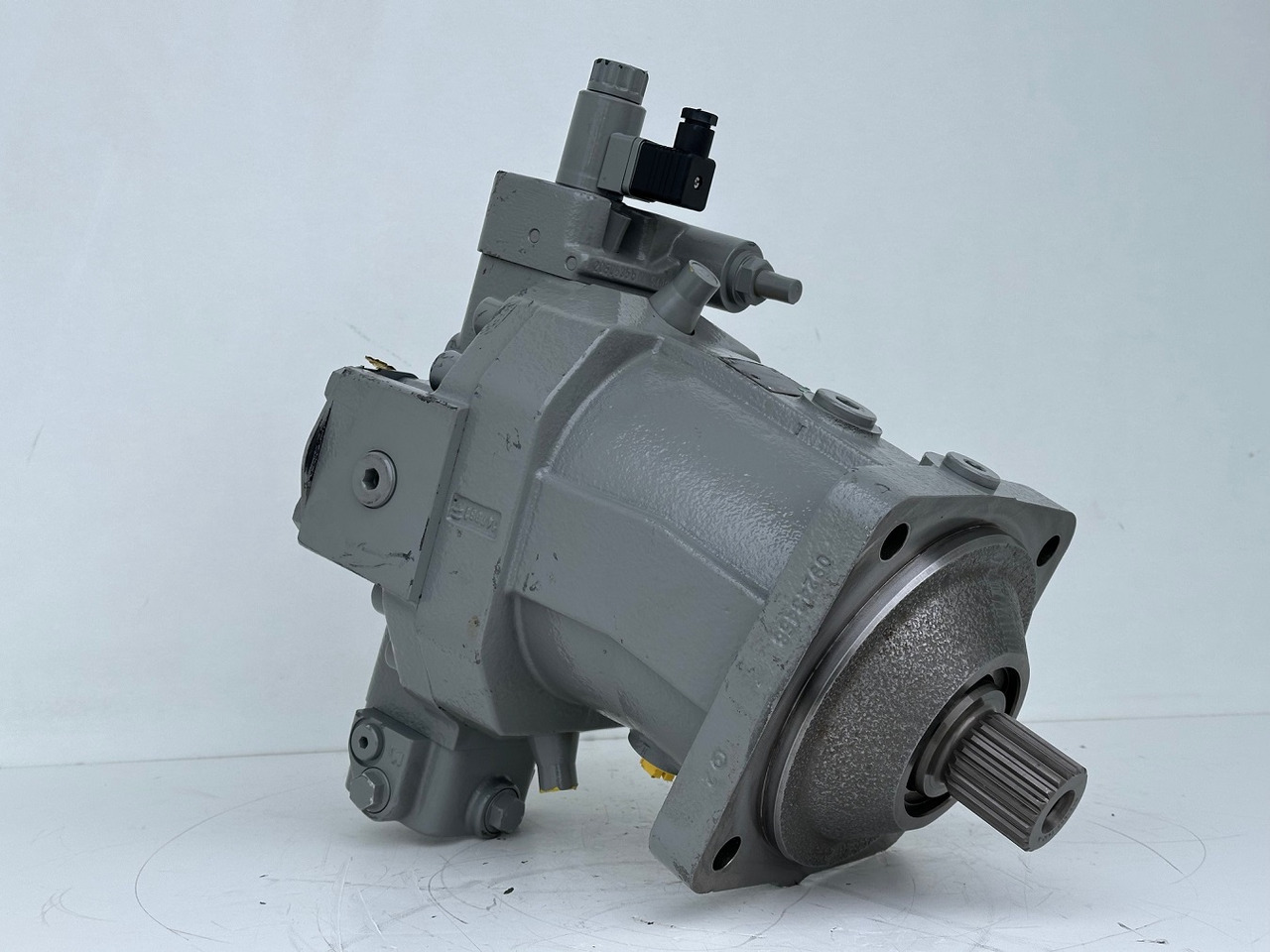 Liebherr Verstellmotor ID-Nr.510240108 - Hydromatik Rexroth Axialkolben-Verstellmotor Typ:A6VM140EP2D/63W-VZB017HB. #24338069# - Moteur hydraulique pour Grue sur chenilles: photos 2 Liebherr Verstellmotor ID-Nr.510240108 - Hydromatik Rexroth Axialkolben-Verstellmotor Typ:A6VM140EP2D/63W-VZB017HB. #24338069# - Moteur hydraulique pour Grue sur chenilles: photos 2