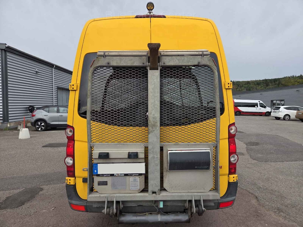 VOLKSWAGEN CRAFTER 50 LR // 8 pcs with lift - Minibus, Transport de personnes: photos 5 VOLKSWAGEN CRAFTER 50 LR // 8 pcs with lift - Minibus, Transport de personnes: photos 5