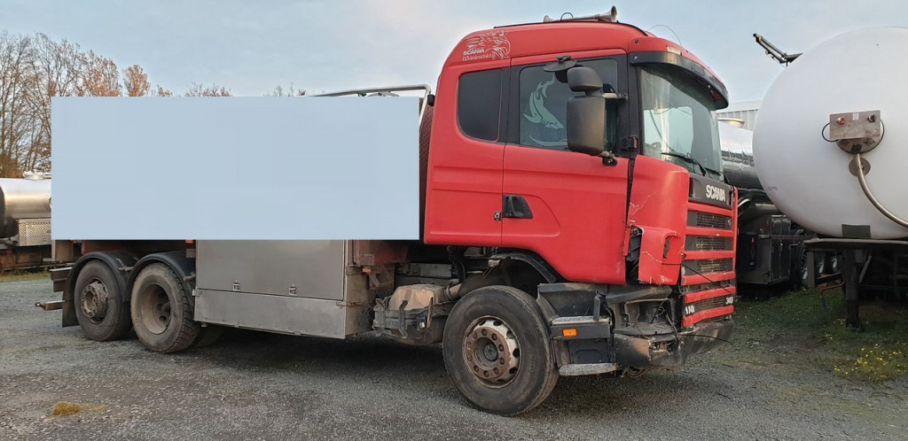 Scania 114L 340 LB6x2 Unfallschaden (Nr. 4772) - Camion: photos 1 Scania 114L 340 LB6x2 Unfallschaden (Nr. 4772) - Camion: photos 1