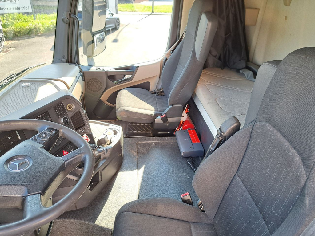 Mercedes Benz Actros 2642 Fahrgestell ohne Aufbau (Nr. 5800) - Châssis cabine: photos 3 Mercedes Benz Actros 2642 Fahrgestell ohne Aufbau (Nr. 5800) - Châssis cabine: photos 3