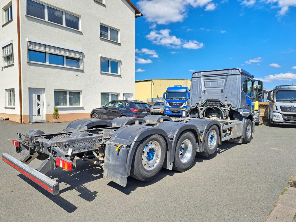 Mercedes Benz Actros 3243 8x2 1,2 & 4 Lenkachse, 2 & 4 Liftbar(Nr. 6051) - Châssis cabine: photos 5 Mercedes Benz Actros 3243 8x2 1,2 & 4 Lenkachse, 2 & 4 Liftbar(Nr. 6051) - Châssis cabine: photos 5