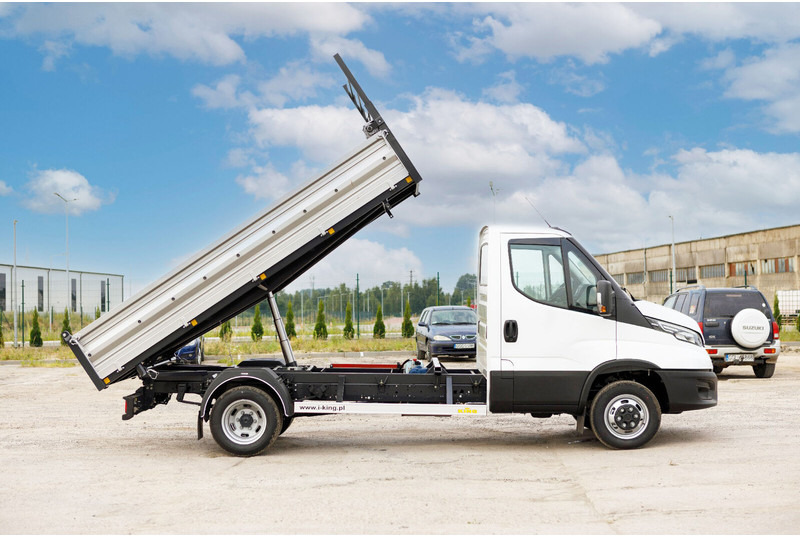 Iveco Daily 50C18 - Véhicule utilitaire benne: photos 2 Iveco Daily 50C18 - Véhicule utilitaire benne: photos 2
