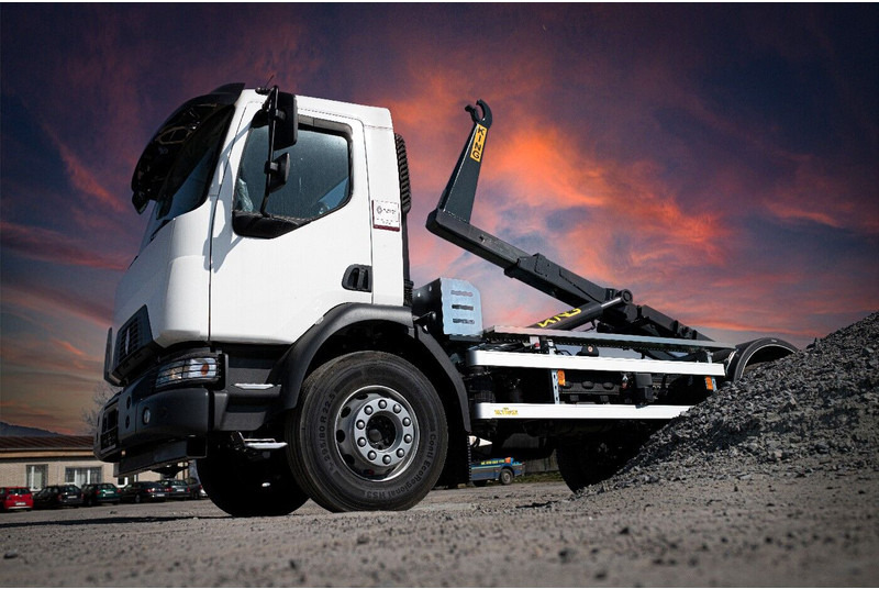 Renault D 18 HIGH P - Camion ampliroll: photos 1 Renault D 18 HIGH P - Camion ampliroll: photos 1