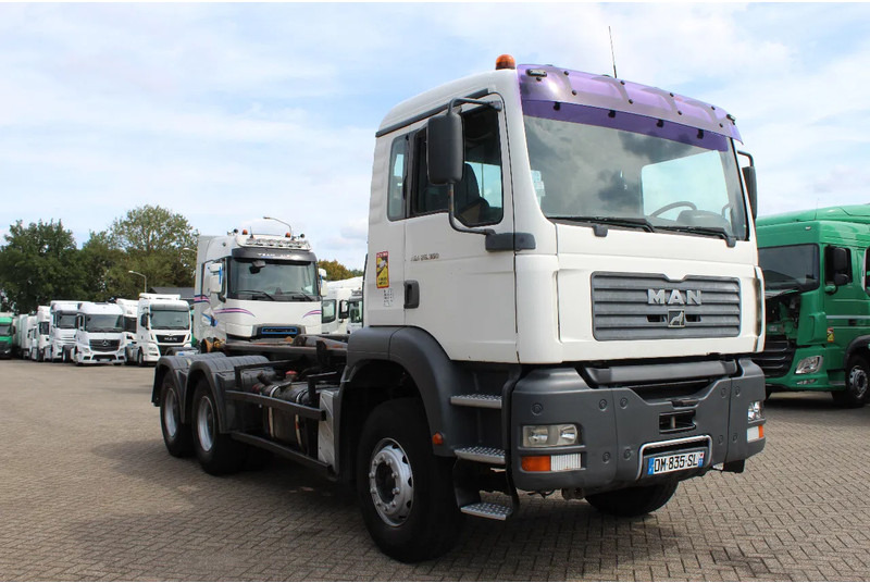 MAN TGA 26.360 * 6X4 * EURO 3 * - Camion - système de câble: photos 5 MAN TGA 26.360 * 6X4 * EURO 3 * - Camion - système de câble: photos 5