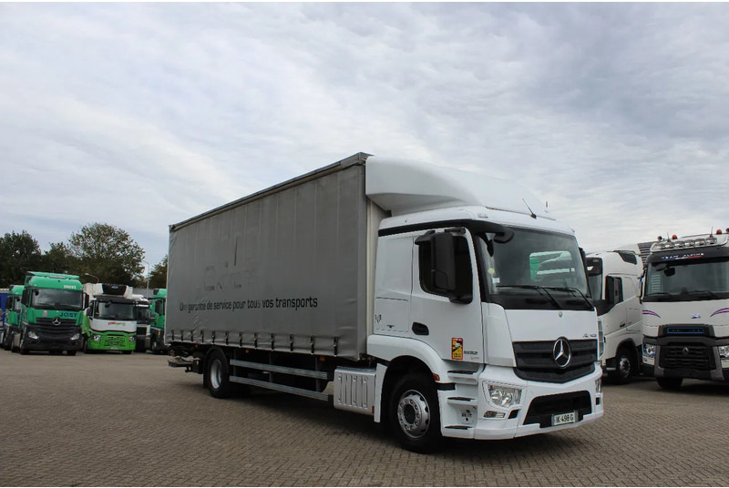 Mercedes-Benz Actros 1832 * EURO6 * 4X2 * - Camion à rideaux coulissants: photos 4 Mercedes-Benz Actros 1832 * EURO6 * 4X2 * - Camion à rideaux coulissants: photos 4