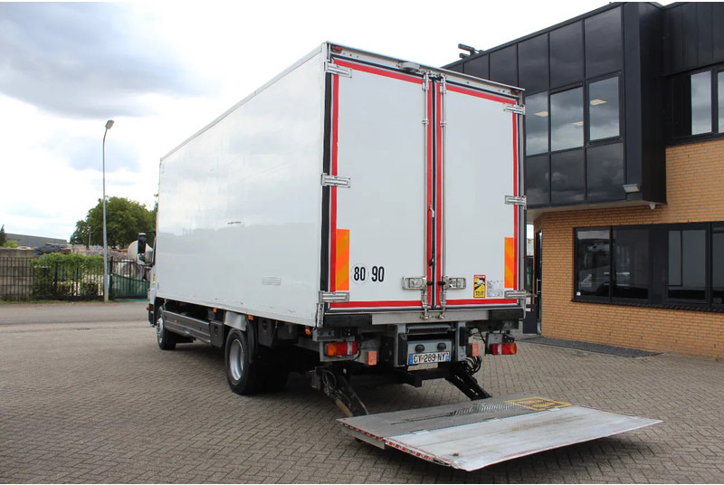 Mercedes-Benz Atego 1318 * MANUAL * CARRIER SUPRA 550 - Camion frigorifique: photos 2 Mercedes-Benz Atego 1318 * MANUAL * CARRIER SUPRA 550 - Camion frigorifique: photos 2
