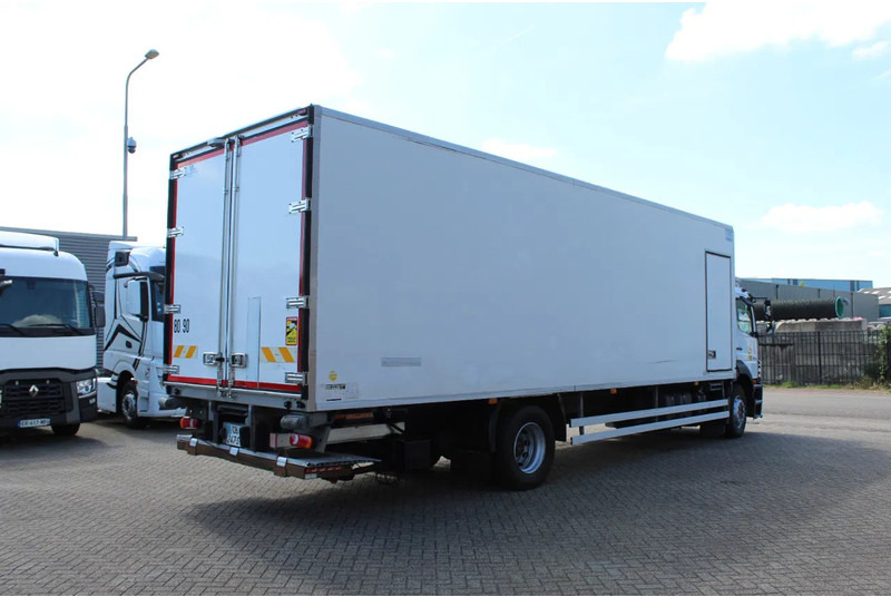 Mercedes-Benz Axor 1829 * MANAUL * EURO5 * 4X2 * CARRIER SUPRA 950 * - Camion frigorifique: photos 4 Mercedes-Benz Axor 1829 * MANAUL * EURO5 * 4X2 * CARRIER SUPRA 950 * - Camion frigorifique: photos 4