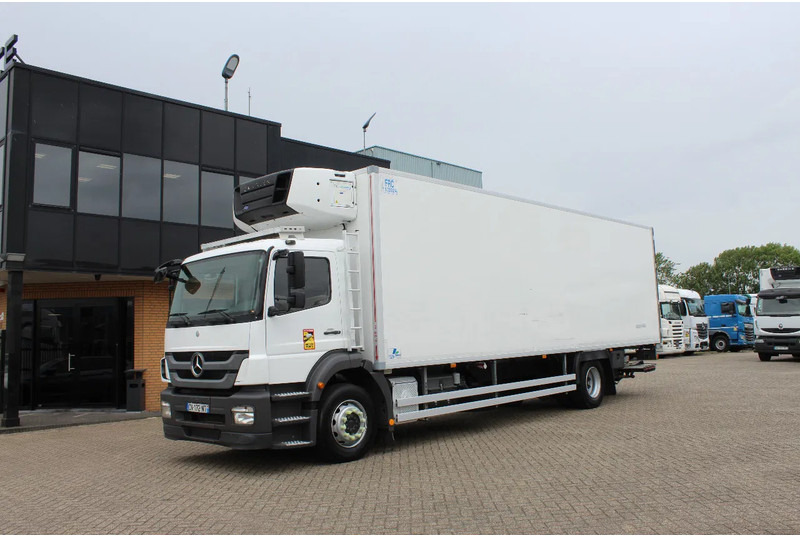 Mercedes-Benz Axor 1829 * MANAUL * EURO5 * 4X2 * - Camion frigorifique: photos 1 Mercedes-Benz Axor 1829 * MANAUL * EURO5 * 4X2 * - Camion frigorifique: photos 1