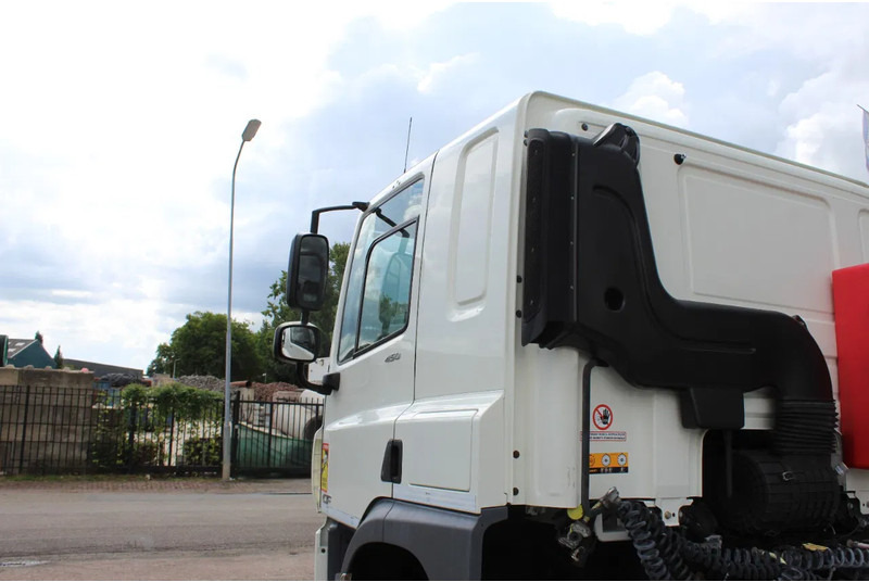 DAF CF 450 * EURO6 * 4X2 * - Tracteur routier: photos 4 DAF CF 450 * EURO6 * 4X2 * - Tracteur routier: photos 4