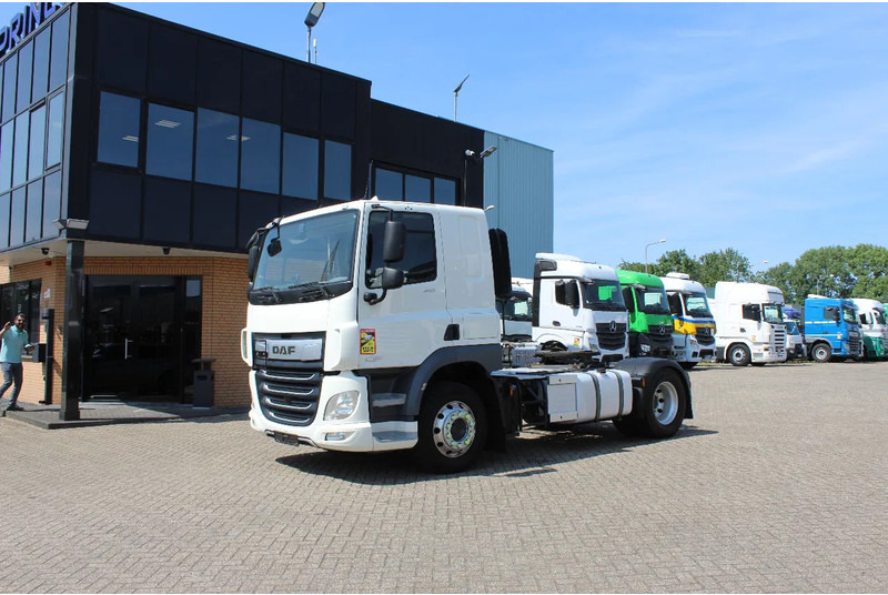 DAF CF 450 * EURO6 * 4X2 * - Tracteur routier: photos 1 DAF CF 450 * EURO6 * 4X2 * - Tracteur routier: photos 1