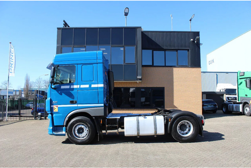 DAF XF 106.440 * EURO6 * 4X2 * ADR * - Tracteur routier: photos 2 DAF XF 106.440 * EURO6 * 4X2 * ADR * - Tracteur routier: photos 2