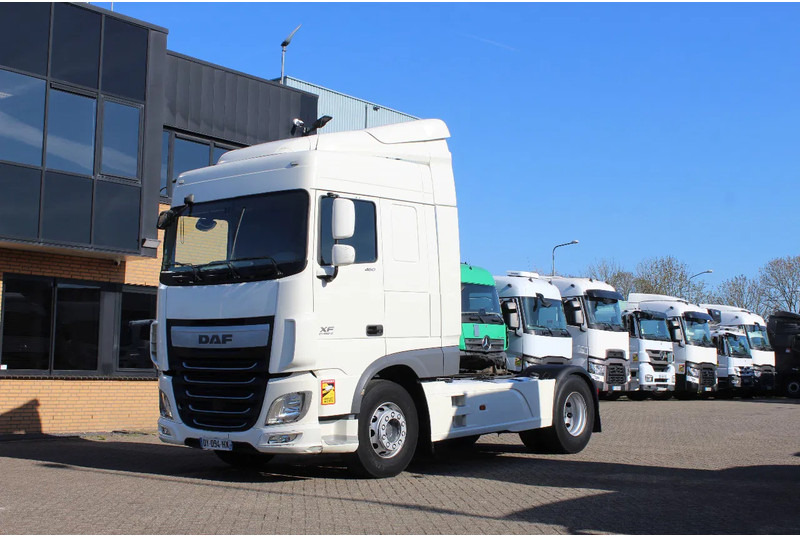 DAF XF 106.460 * EURO6 * 4X2 * - Tracteur routier: photos 1 DAF XF 106.460 * EURO6 * 4X2 * - Tracteur routier: photos 1