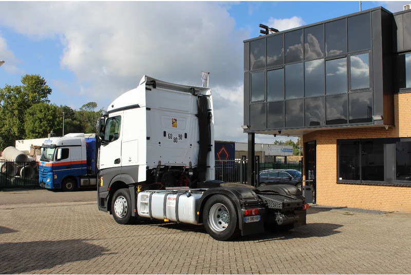 Mercedes-Benz Actros 1845 * EURO6 * 4X2 * - Tracteur routier: photos 3 Mercedes-Benz Actros 1845 * EURO6 * 4X2 * - Tracteur routier: photos 3