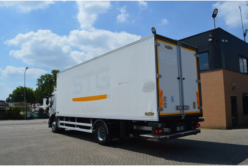 Volvo FE 260 * EURO5 * CARRIER SUPRA SILENT 950 MT * 4X2 * - Camion frigorifique: photos 3 Volvo FE 260 * EURO5 * CARRIER SUPRA SILENT 950 MT * 4X2 * - Camion frigorifique: photos 3