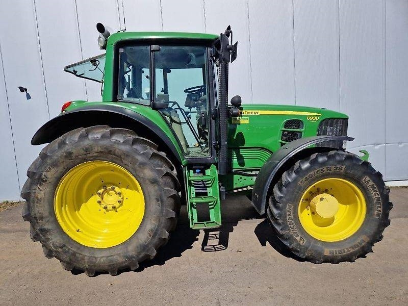 John Deere 6930 Premium AP - Tracteur agricole: photos 2 John Deere 6930 Premium AP - Tracteur agricole: photos 2