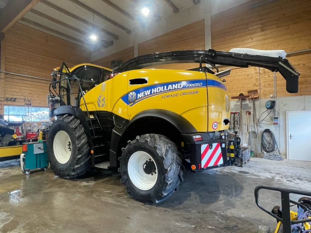 New Holland FR 650 - Ensileuse: photos 4 New Holland FR 650 - Ensileuse: photos 4