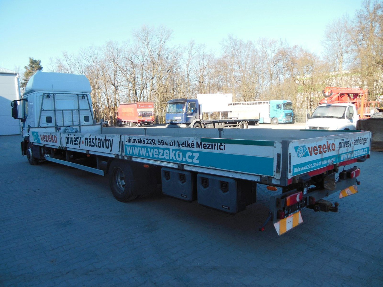 Iveco EUROCARGO 120E25, VOLL LUFT, PRITSCHE 9,1 M!!! - Camion plateau: photos 4 Iveco EUROCARGO 120E25, VOLL LUFT, PRITSCHE 9,1 M!!! - Camion plateau: photos 4