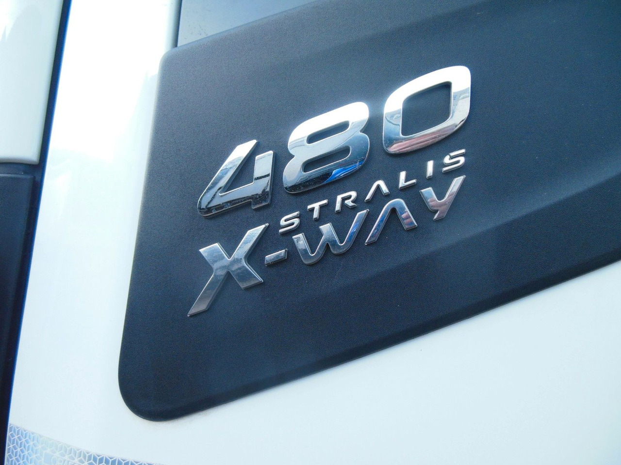 Iveco STRALIS X-WAY 480, 8X4, BORDMATIC, AHK, TOP!!! - Camion benne: photos 5 Iveco STRALIS X-WAY 480, 8X4, BORDMATIC, AHK, TOP!!! - Camion benne: photos 5