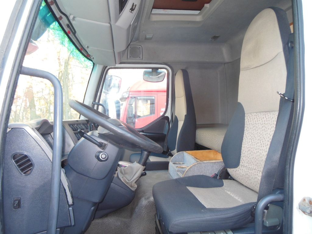 Camion plateau Renault MIDLUM DXI 180.08: photos 18