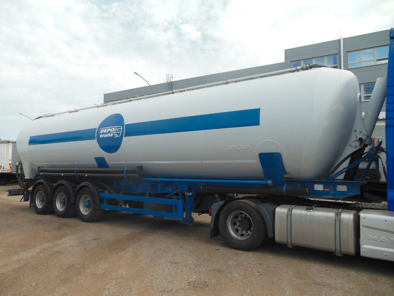 Spitzer SK 2460 CAL, 60.000 L - Citerne pulvérulente: photos 2 Spitzer SK 2460 CAL, 60.000 L - Citerne pulvérulente: photos 2