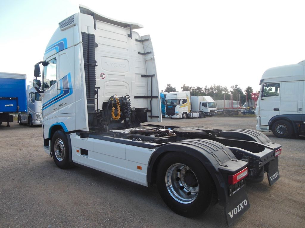 Volvo FH 13/500, GLOBE XL, HYDRAULIK, ALU FELGEN, TOP! - Tracteur routier: photos 4 Volvo FH 13/500, GLOBE XL, HYDRAULIK, ALU FELGEN, TOP! - Tracteur routier: photos 4