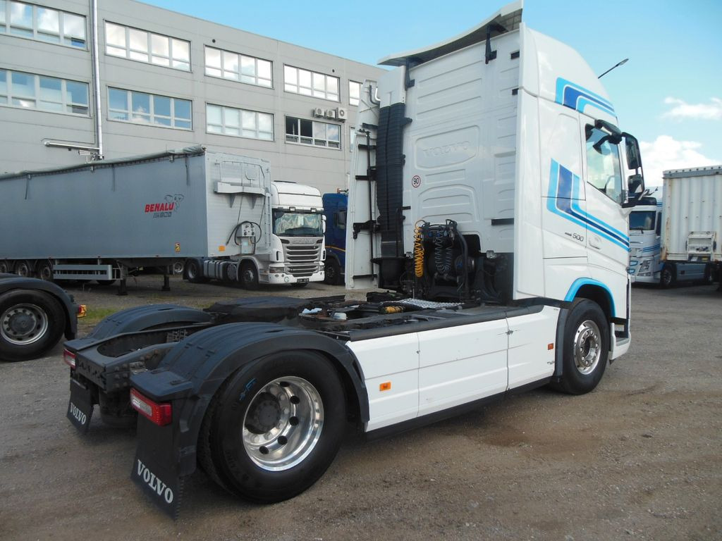 Volvo FH 13/500, GLOBE XL, HYDRAULIK, ALU FELGEN, TOP! - Tracteur routier: photos 3 Volvo FH 13/500, GLOBE XL, HYDRAULIK, ALU FELGEN, TOP! - Tracteur routier: photos 3