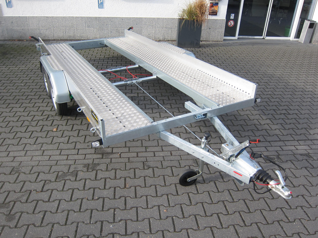 Crédit-bail Anssems AMT ECO 2000 light 400x188x18cm (XL) Alurampen 2000kg Wohnmobilanhänger Januar Aktion Anssems AMT ECO 2000 light 400x188x18cm (XL) Alurampen 2000kg Wohnmobilanhänger Januar Aktion: photos 7 Crédit-bail Anssems AMT ECO 2000 light 400x188x18cm (XL) Alurampen 2000kg Wohnmobilanhänger Januar Aktion Anssems AMT ECO 2000 light 400x188x18cm (XL) Alurampen 2000kg Wohnmobilanhänger Januar Aktion: photos 7