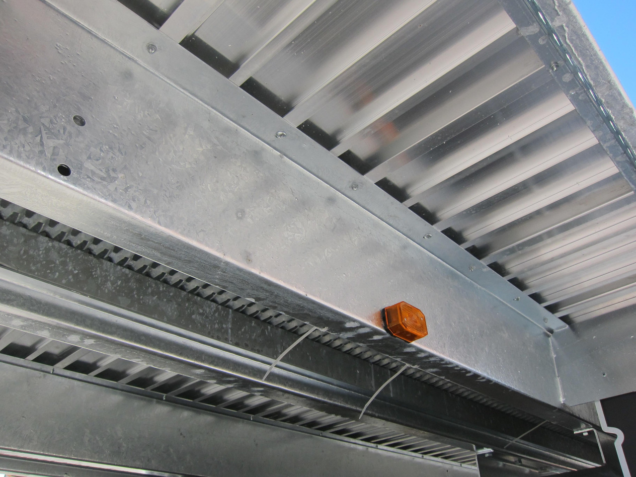 Anssems MSX 3500 Multitransporter 405x200cm Aluboden 3500kg ONLINE AKTION - Remorque plateau: photos 3 Anssems MSX 3500 Multitransporter 405x200cm Aluboden 3500kg ONLINE AKTION - Remorque plateau: photos 3