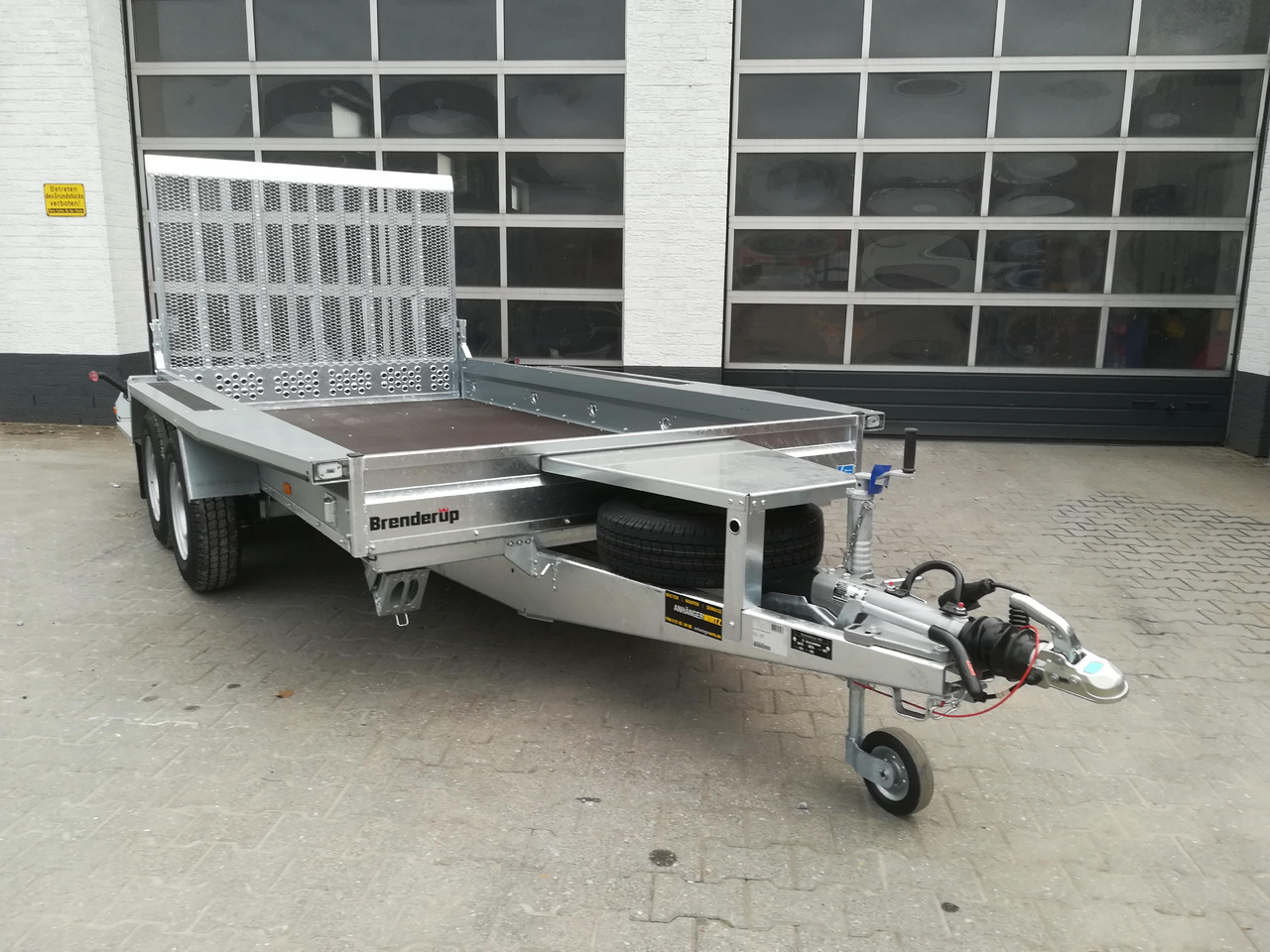 Brenderup MT 3651 MT3600 STB 3500 365x180x27cm Auffahrklappe Löffelablage (L) 3500kg Modell 2025 - Remorque porte engin: photos 5 Brenderup MT 3651 MT3600 STB 3500 365x180x27cm Auffahrklappe Löffelablage (L) 3500kg Modell 2025 - Remorque porte engin: photos 5
