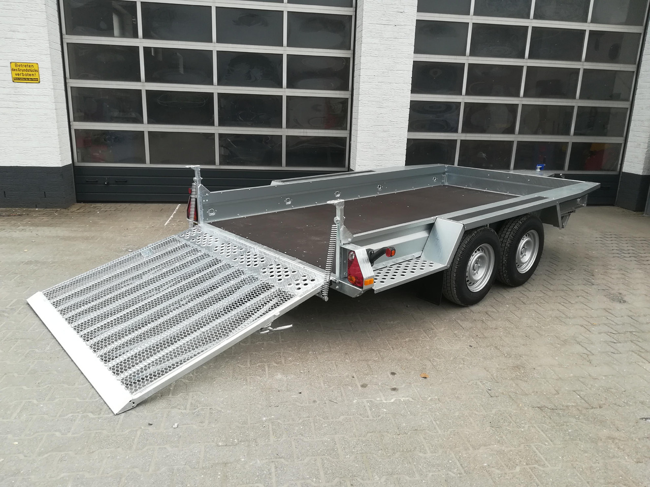 Brenderup MT 3651 MT3600 STB 3500 365x180x27cm Auffahrklappe Löffelablage (L) 3500kg Modell 2025 - Remorque porte engin: photos 2 Brenderup MT 3651 MT3600 STB 3500 365x180x27cm Auffahrklappe Löffelablage (L) 3500kg Modell 2025 - Remorque porte engin: photos 2