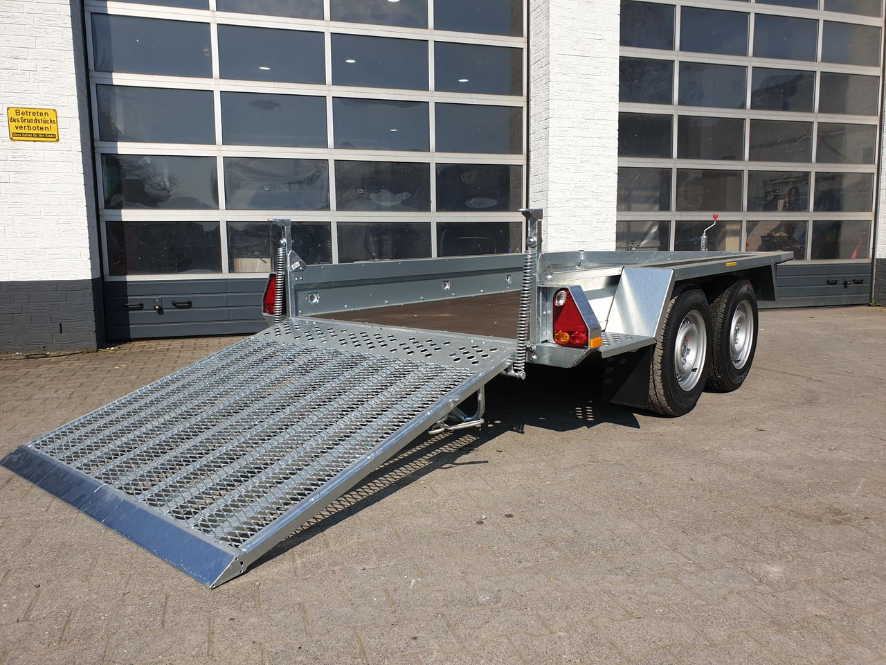 Brenderup Maschinentransporter MT 3080 308x152x27cm 3000kg Winter Online Aktion - Remorque porte engin: photos 1 Brenderup Maschinentransporter MT 3080 308x152x27cm 3000kg Winter Online Aktion - Remorque porte engin: photos 1