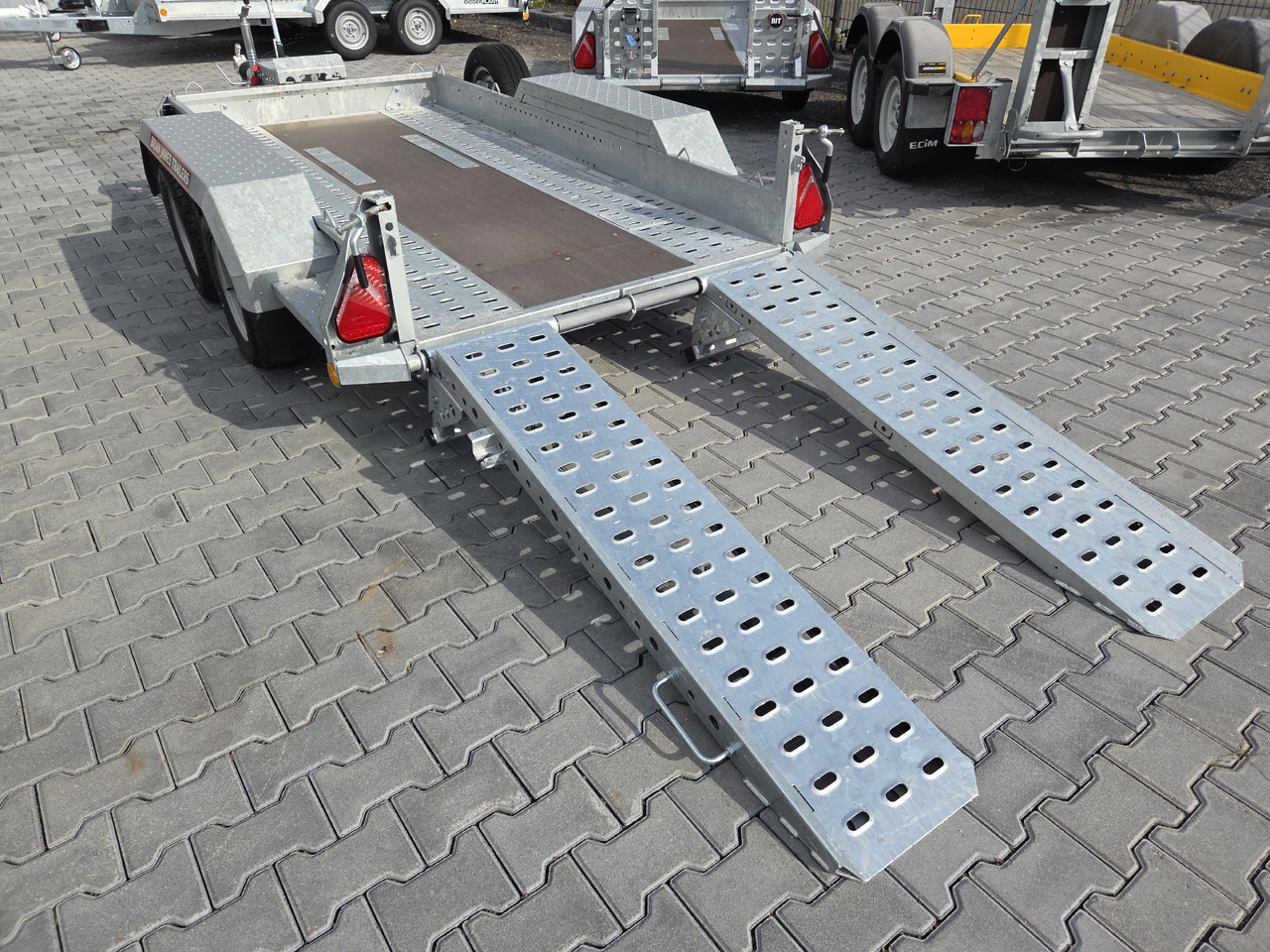 Brian James Digger Plant 543-2813-35 280x130cm Auffahrrampen klappbar Reserverad 3500kg - Remorque porte engin: photos 5 Brian James Digger Plant 543-2813-35 280x130cm Auffahrrampen klappbar Reserverad 3500kg - Remorque porte engin: photos 5