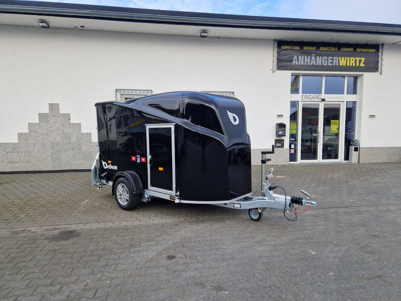 Debon Cargo 1300 300x152x168cm black Seitentür Alufelgen darkl Pullman II 100km/H 1300kg Modell 25 - Remorque fourgon: photos 2 Debon Cargo 1300 300x152x168cm black Seitentür Alufelgen darkl Pullman II 100km/H 1300kg Modell 25 - Remorque fourgon: photos 2