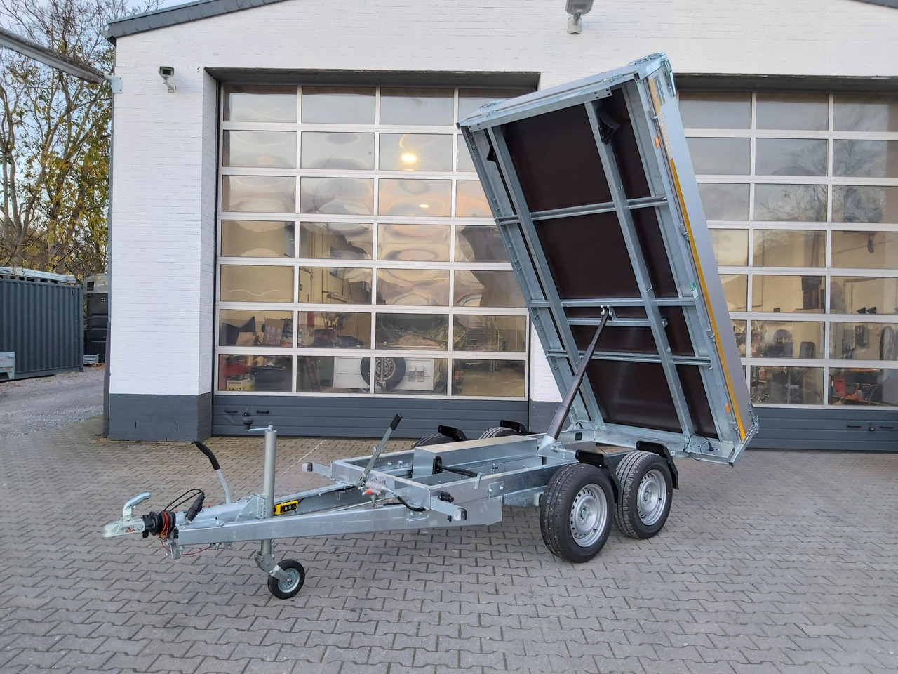 Heck Kipper 310x160x30cm Elektrisch + Handpumpe 2700kg (M) Winter Aktion 24 - Remorque benne: photos 2 Heck Kipper 310x160x30cm Elektrisch + Handpumpe 2700kg (M) Winter Aktion 24 - Remorque benne: photos 2