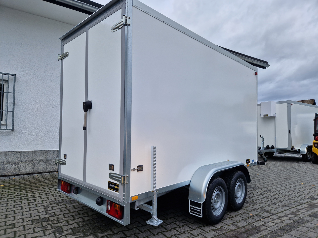 Kühlanhänger AZKF C 2735/155 343x154x200cm CiBIN 230V +Standkühlung (L) 2700kg Abverkauf - Remorque frigorifique: photos 2 Kühlanhänger AZKF C 2735/155 343x154x200cm CiBIN 230V +Standkühlung (L) 2700kg Abverkauf - Remorque frigorifique: photos 2