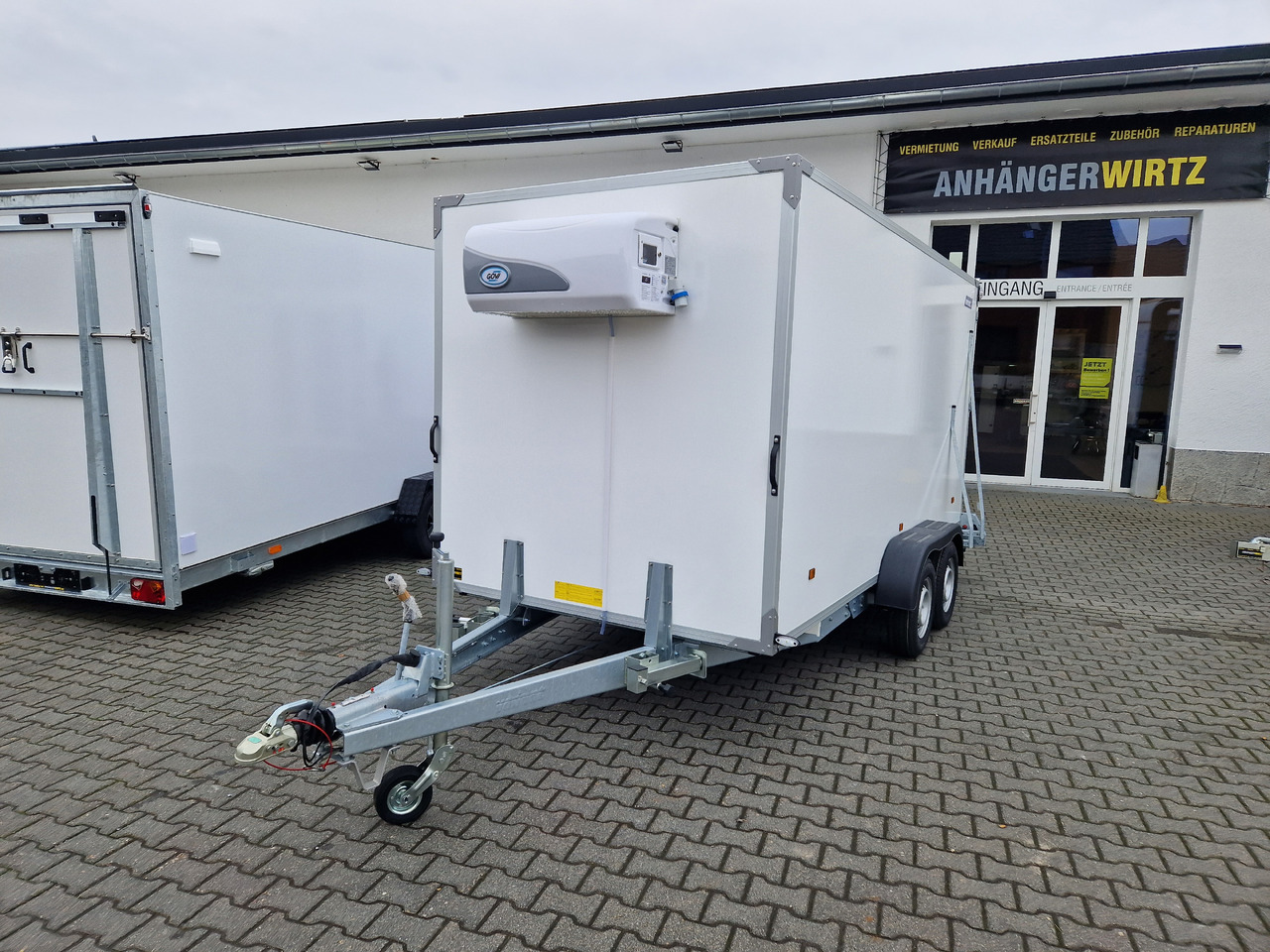 Tiefkühlanhänger 2719 F4 408x175x190cm GOVI Arktik 2000P Aluboden 2700kg - Remorque frigorifique: photos 2 Tiefkühlanhänger 2719 F4 408x175x190cm GOVI Arktik 2000P Aluboden 2700kg - Remorque frigorifique: photos 2