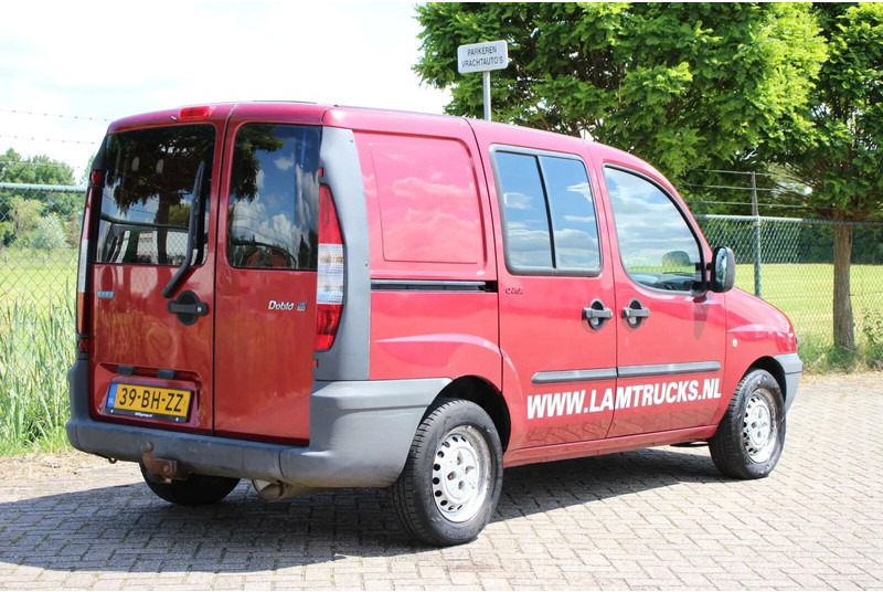 Fiat Doblò Cargo 1.9 JTD SCHUIFDEUR - Fourgon utilitaire: photos 5 Fiat Doblò Cargo 1.9 JTD SCHUIFDEUR - Fourgon utilitaire: photos 5