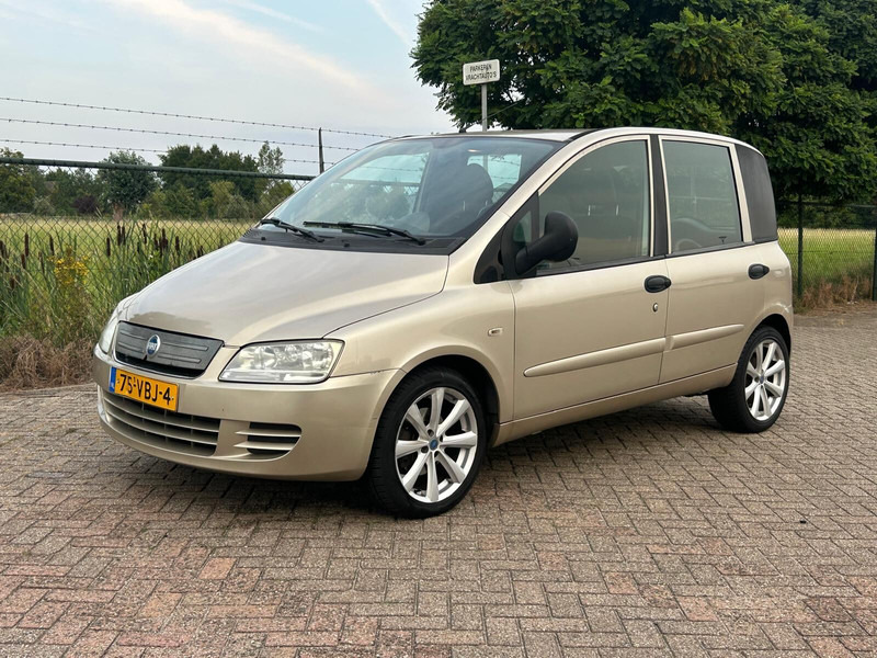 Fiat Multipla 1.9 EURO 4 DIESEL VAN - Fourgonnette: photos 1 Fiat Multipla 1.9 EURO 4 DIESEL VAN - Fourgonnette: photos 1