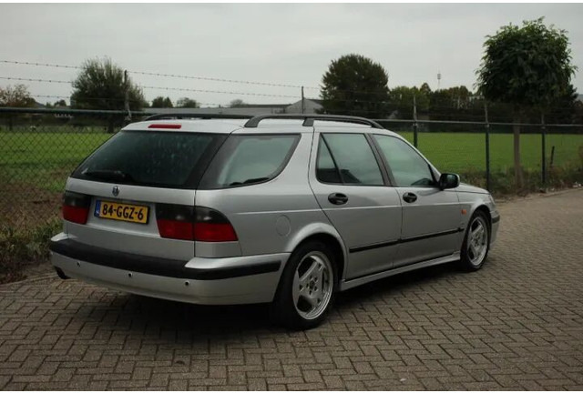 Saab 9-5 Estate 2.3 TURBO S Aero - Voiture: photos 5 Saab 9-5 Estate 2.3 TURBO S Aero - Voiture: photos 5