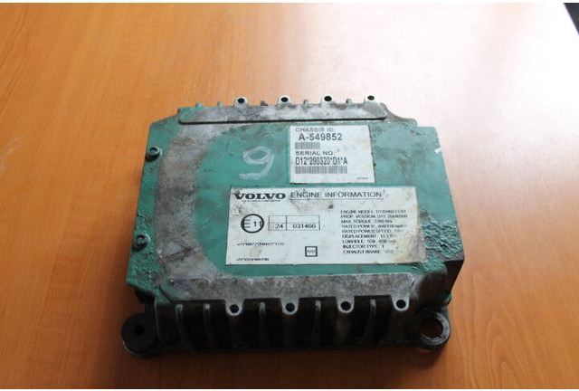 Volvo A-549852 - Bloc de gestion: photos 3 Volvo A-549852 - Bloc de gestion: photos 3