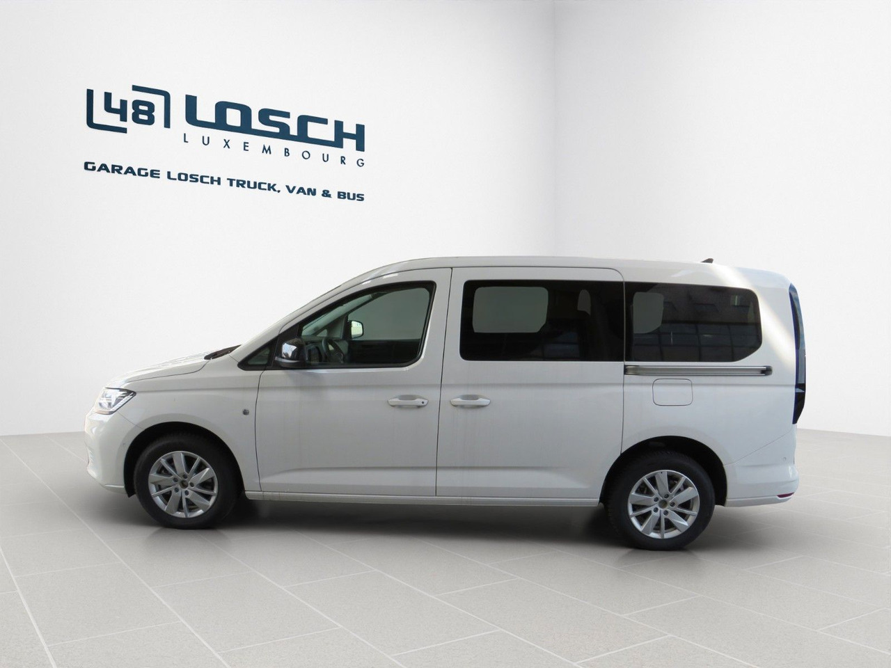 Volkswagen Caddy Maxi Kombi 2.0 TDI Rollstuhl Taxirampe - Voiture: photos 3 Volkswagen Caddy Maxi Kombi 2.0 TDI Rollstuhl Taxirampe - Voiture: photos 3