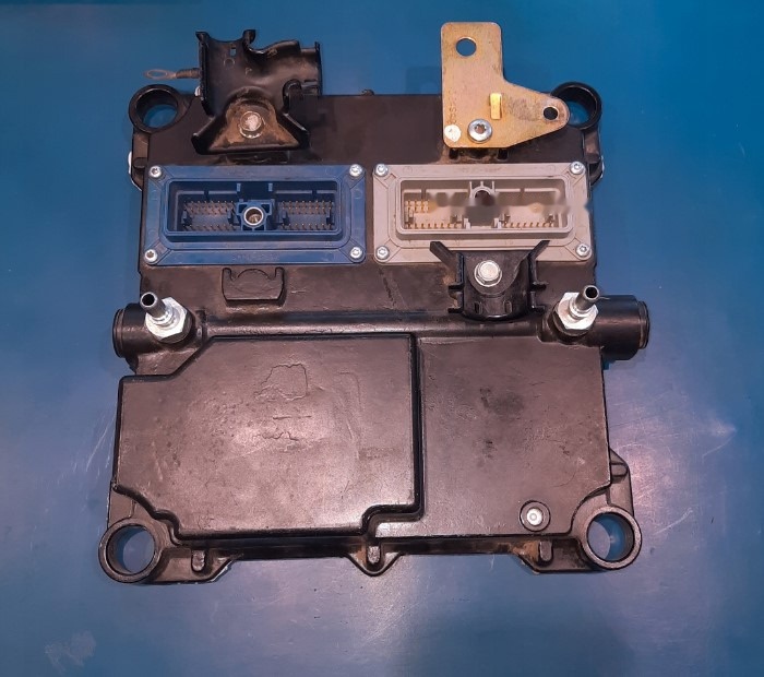 MASSEY FERGUSON - Bloc de gestion pour Tracteur agricole: photos 1 MASSEY FERGUSON - Bloc de gestion pour Tracteur agricole: photos 1