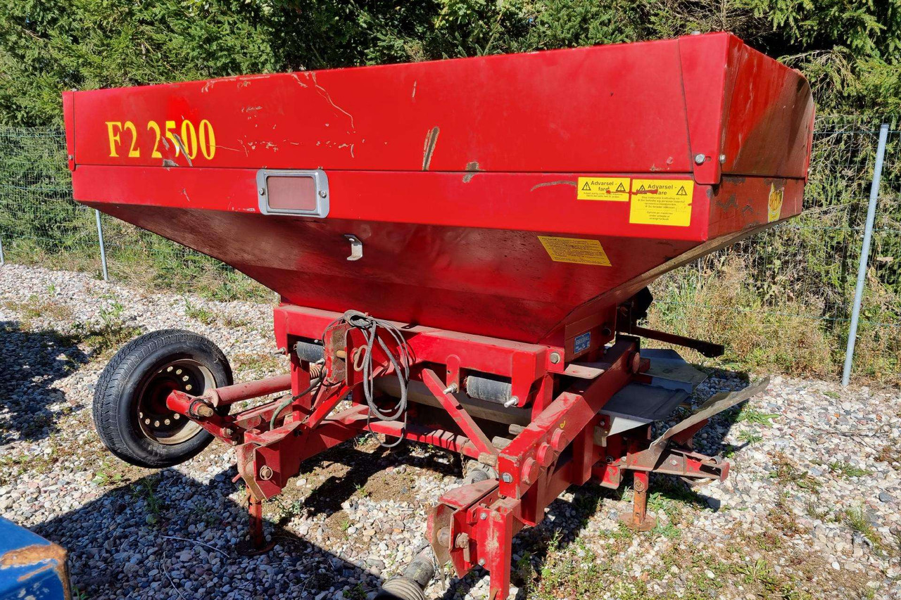 Bredal B2XL - Distributeur d'engrais: photos 2 Bredal B2XL - Distributeur d'engrais: photos 2