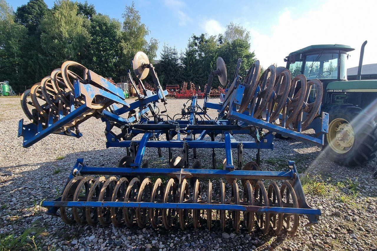 Dalbo Dinco 470 - Outils du sol: photos 3 Dalbo Dinco 470 - Outils du sol: photos 3