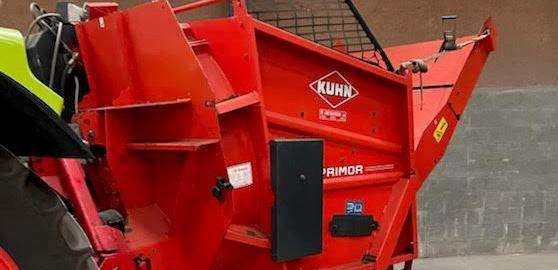 Kuhn Primor P - Pailleuse: photos 1 Kuhn Primor P - Pailleuse: photos 1