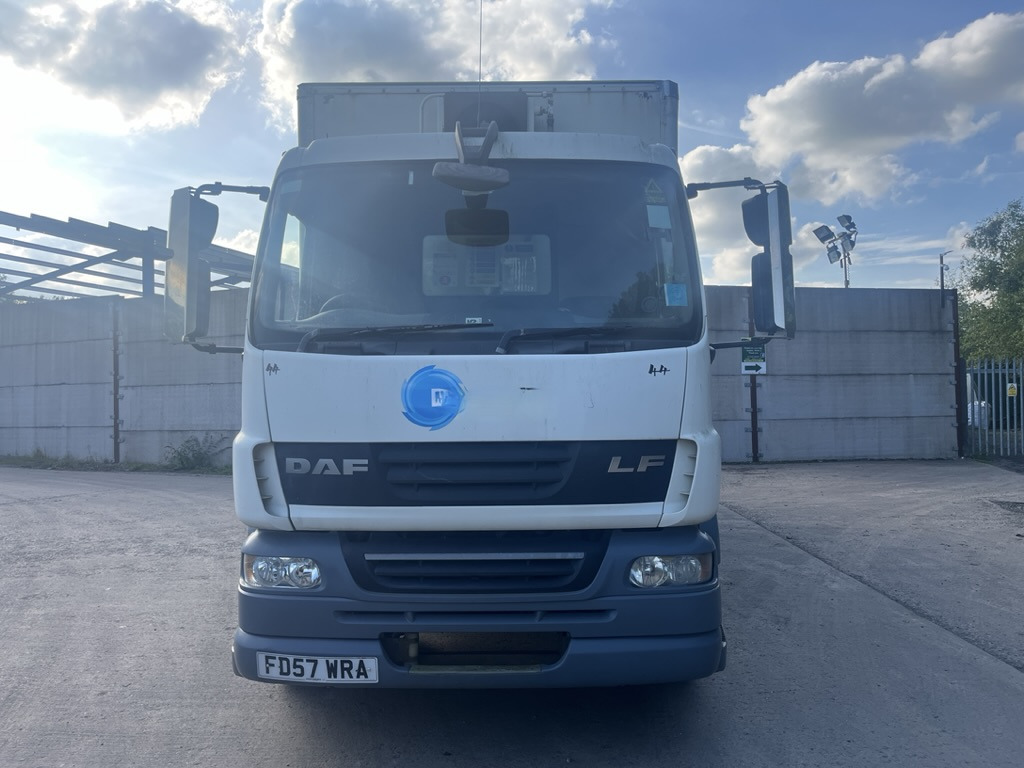 Daf 55LF 220 4x2 Box Van - Fourgon: photos 3 Daf 55LF 220 4x2 Box Van - Fourgon: photos 3