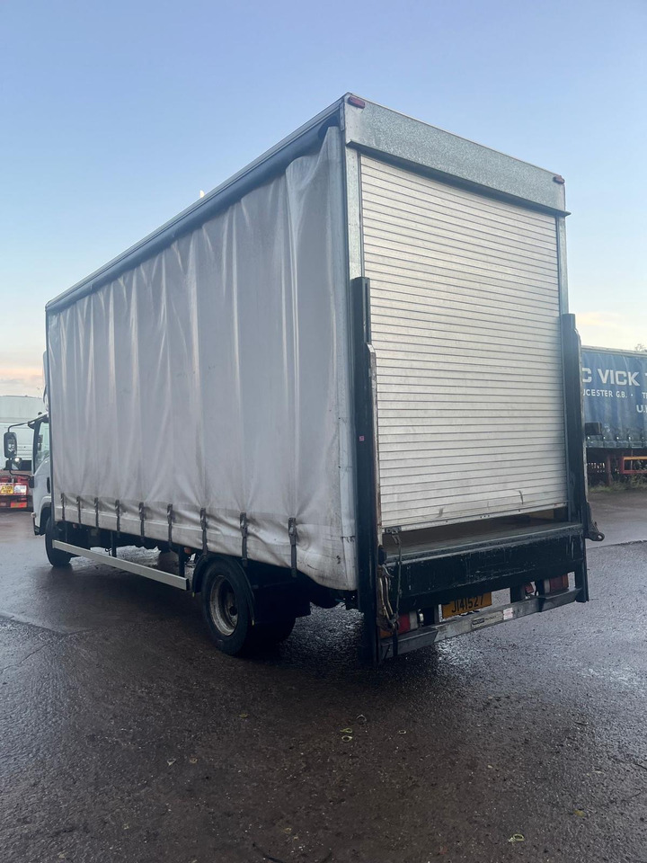 Isuzu Forward N75.190 - Camion à rideaux coulissants: photos 4 Isuzu Forward N75.190 - Camion à rideaux coulissants: photos 4